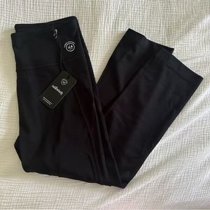 NWT Allbirds Leggings